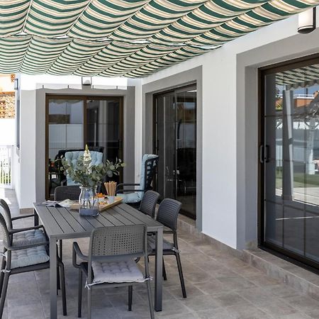 Ideal For Family Holidays, Near Beach And Golf- Casa James La Guirra Exterior photo