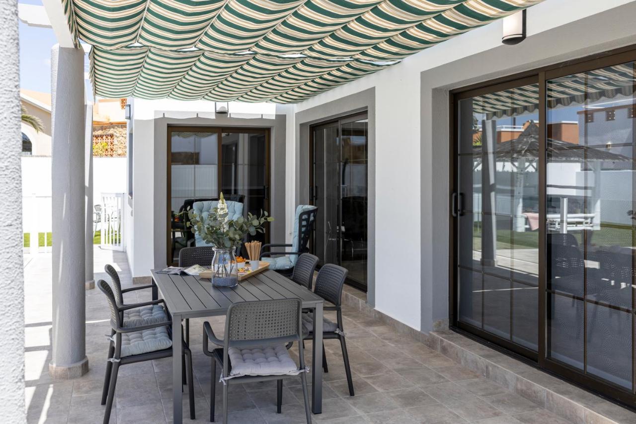 Ideal For Family Holidays, Near Beach And Golf- Casa James La Guirra Exterior photo